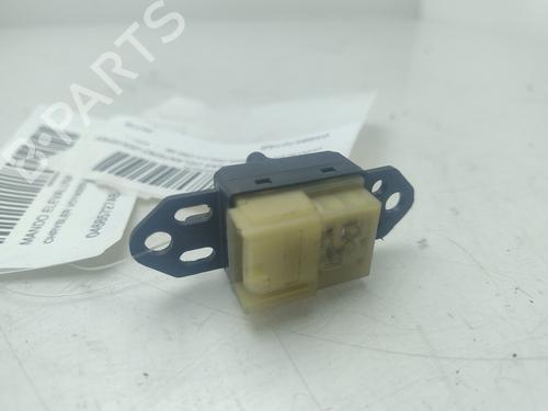 Right front window switch CHRYSLER VOYAGER IV (RG, RS) 2.5 CRD | BP26878383I26 