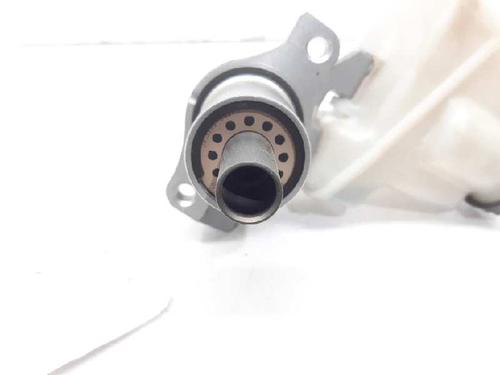Brake master cylinder MERCEDES-BENZ C-CLASS (W204) C 220 CDI (204.002) | BP5883325M77 