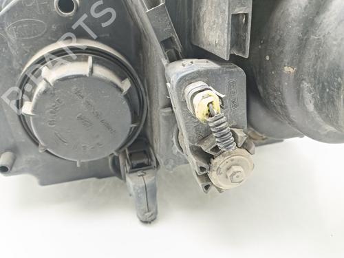 Right headlight KIA SORENTO I (JC)  | BP21838487C29 