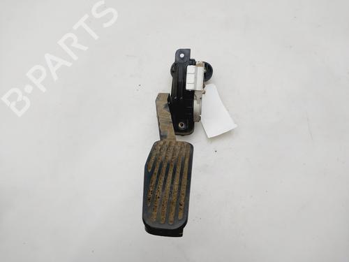 Used Pedal VOLVO S60 I (384) 2.4 D (130 hp) 32292931