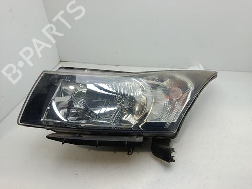 Used Left headlight CHEVROLET CRUZE (J300) [2009-2026]  32009541