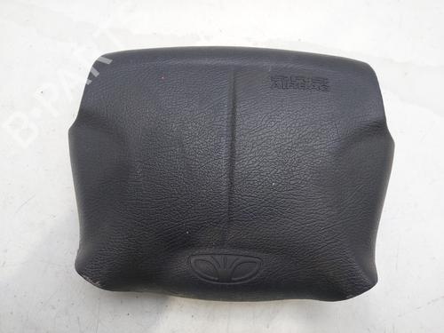 Driver airbag DAEWOO NUBIRA Saloon (J100) 1.6 16V (106 hp) 17238668