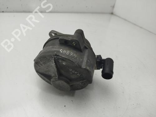 Used Vacuum pump RENAULT MEGANE II Saloon (LM0/1_) [2003-2026]  32226834