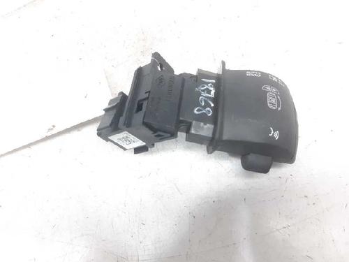 Used Switch RENAULT LAGUNA III (BT0/1) 2.0 dCi (BT07, BT0J, BT14, BT1A, BT1S) (131 hp) 4708228