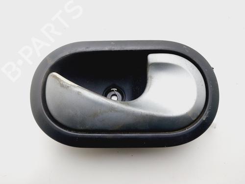 Used Front right interior door handle RENAULT CLIO III (BR0/1, CR0/1) 1.2 16V (BR0P, CR0P) (101 hp) 31209867