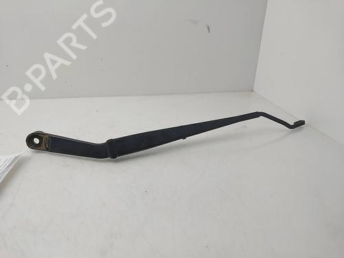 Used Front windshield wiper arm Front windshield wiper arm NISSAN X-TRAIL II (T31) [2007-2018] 32697225 32697225