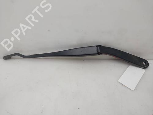 Used Front windshield wiper arm Front windshield wiper arm 39206736 39206736