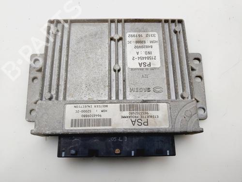 Used Engine control unit (ECU) CITROËN XSARA Coupe (N0) 1.4 i (75 hp) 31034722