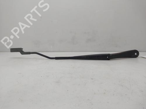 front-windshield-wiper-arm-renault-clio-v-b7_-2019-38224589 main image