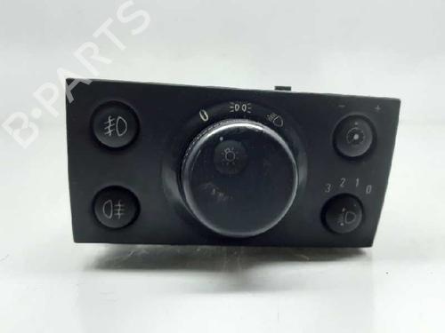 Used Headlight switch OPEL VECTRA C (Z02) 1.9 CDTI (F69) (120 hp) 5325102