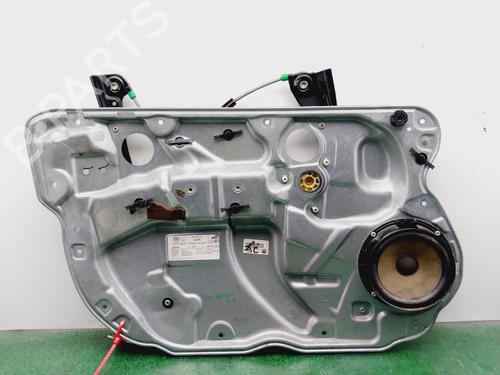 Rudehejsemekanisme ventre foran VW POLO IV (9N_, 9A_) 1.4 16V (75 hp) 31817984