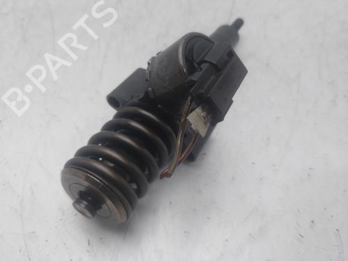 Injector VW GOLF V (1K1) 2.0 TDI 16V | BP38330062M100 - Image 4
