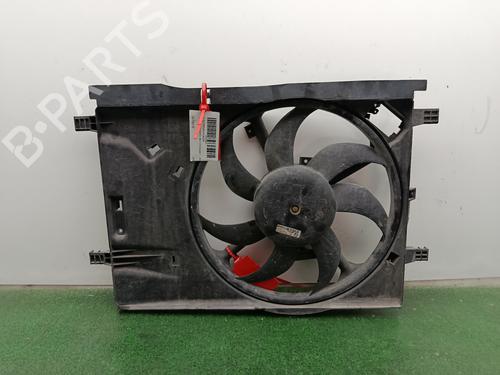 Used Radiator fan Radiator fan FIAT GRANDE PUNTO (199_) 1.4 (199AXB11, 199AXB1A, 199BXB1A, 199AXL1A) (77 hp) 33336401 33336401