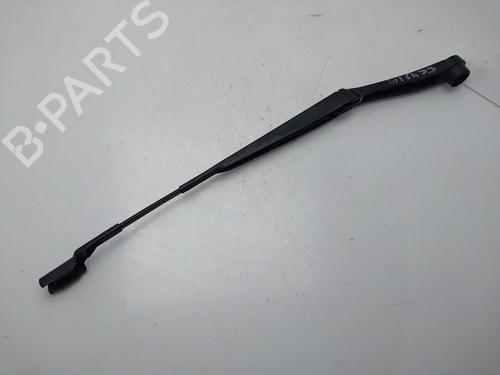 Used Front windshield wiper arm Front windshield wiper arm HYUNDAI ix20 (JC) 1.4 CRDi (90 hp) 34138645 34138645