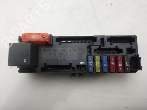Used Fuse box Fuse box MERCEDES-BENZ CLK (C208) CLK 230 Kompressor (208.347) (193 hp) 33926917 33926917