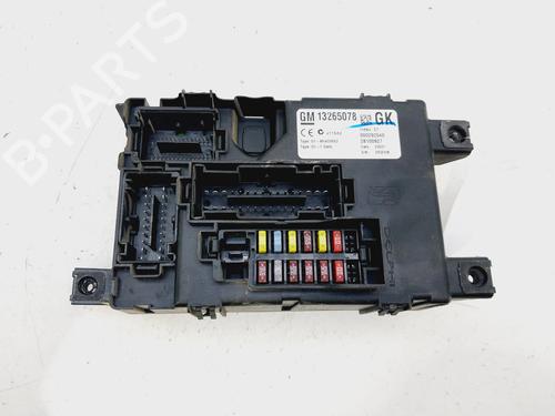 Used Fuse box OPEL CORSA D (S07) [2006-2015]  29439744