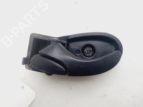 Venstre fortil invendig håndtag FORD FOCUS I (DAW, DBW) 1.6 16V (100 hp) 30167021