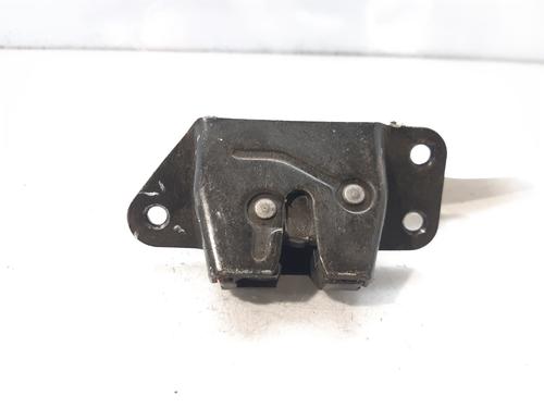 Used Tailgate lock HYUNDAI SANTAMO [1998-2002]  8607791