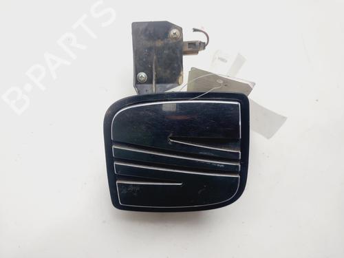 Used Tailgate handle SEAT IBIZA III (6L1) [2002-2009]  32104578