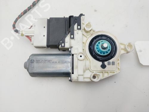 Rudehejsemotor bagstkærm venstre SEAT LEON (1P1) [2005-2013]  28689629