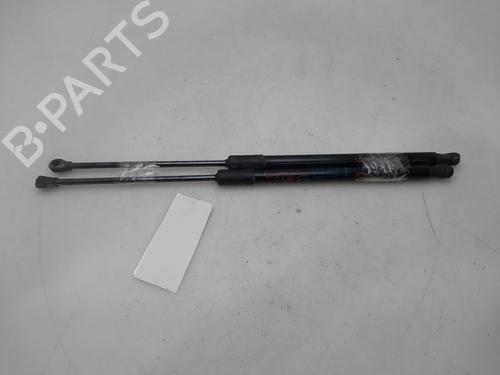 Used Tailgate lift support Tailgate lift support RENAULT CLIO V (B7_) 1.5 Blue dCi 85 (B7AG) (86 hp) 33952240 33952240