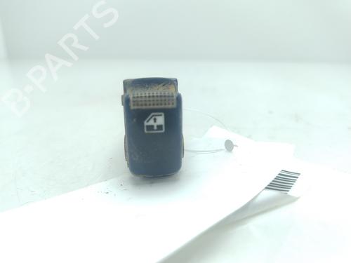 Used Right rear window switch KIA SORENTO I (JC) [2002-2011]  23030809