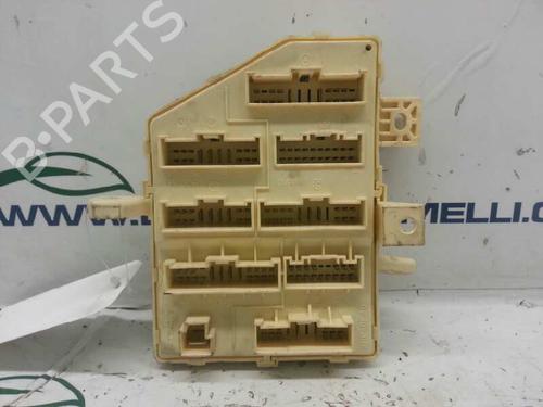 Used Fuse box KIA CARENS III MPV (UN) 2.0 CRDi 140 (140 hp) 2866774