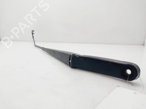 Used Front windshield wiper arm SEAT IBIZA V (KJ1, KJG) 1.0 (75 hp) 21054682