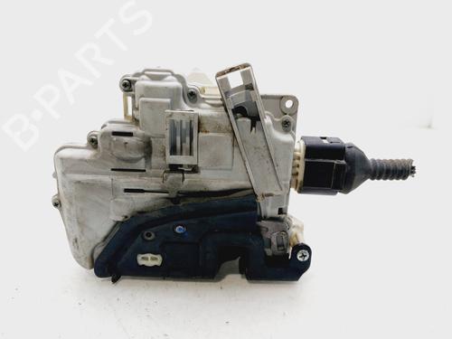 Front left lock AUDI A4 B7 (8EC) 2.0 TDI 16V | BP30977186C98