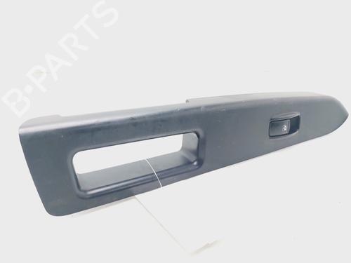 Used Right front window switch KIA RIO I Hatchback (DC) 1.5 16V (97 hp) 19664812