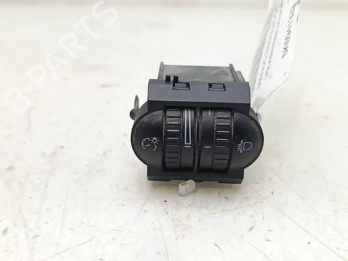 Used Headlight switch Headlight switch 39385768 39385768