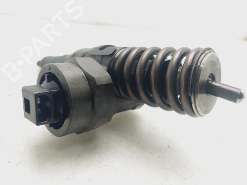 Injector VW GOLF IV (1J1)  | BP22889671M100 