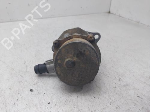 vacuum-pump-renault-clio-ii-bb_-cb_-1998-1999-2000-2001-2002-2003-2004-2005-2006-2007-2008-2009-2010-2011-2012-2013-2014-2015-2016-31756619 main image