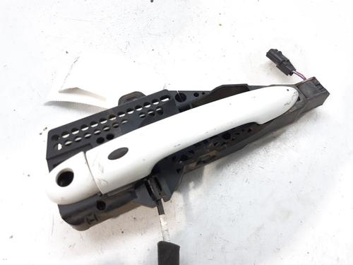 front-left-exterior-door-handle-renault-clio-iv-bh_-806b04979r-2012-2013-2014-2015-2016-2017-2018-2019-2020-2021-9042954 main image