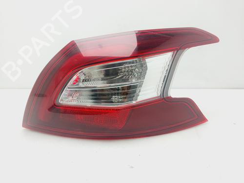Used Right taillight Right taillight 29242289 29242289