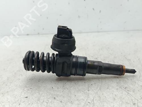 Used Injector VW TOUAREG (7LA, 7L6, 7L7) 2.5 R5 TDI (174 hp) 30481878