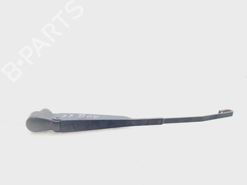 Used Rear windshield wiper arm TOYOTA AVENSIS (_T25_) 2.0 D-4D (ADT250_, ADT250R) (126 hp) 25870334