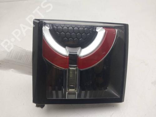 right-tailgate-light-land-rover-discovery-sport-l550-2014-38595480 main image