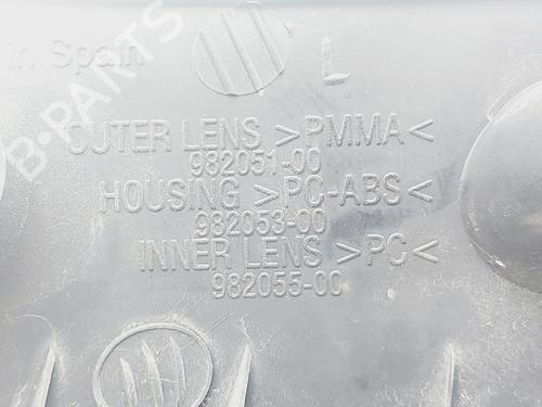 Left taillight SEAT LEON (1P1) 2.0 TDI | BP32199174C34