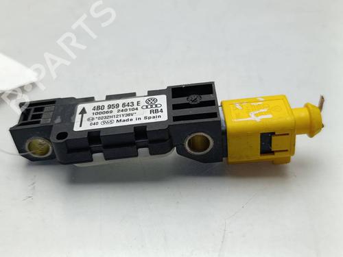 Used Electronic sensor Electronic sensor AUDI A8 D3 (4E2, 4E8) 3.7 quattro (280 hp) 39960099 39960099