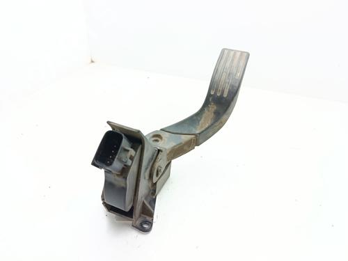 Used Pedal FORD FOCUS I (DAW, DBW) 1.8 Turbo DI / TDDi (90 hp) 28013221