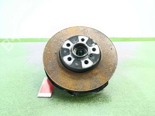 Used Right front steering knuckle Right front steering knuckle BMW 1 (F40) 116 d (116 hp) 33327061 33327061