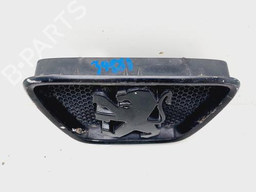Grill PEUGEOT 306 Hatchback (7A, 7C, N3, N5) 1.9 D | BP29943180C40