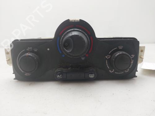 Used Climate control Climate control RENAULT MEGANE II (BM0/1_, CM0/1_) 1.5 dCi (BM0F, BM0T, BM2B, CM0F, CM0T) (82 hp) 33301773 33301773