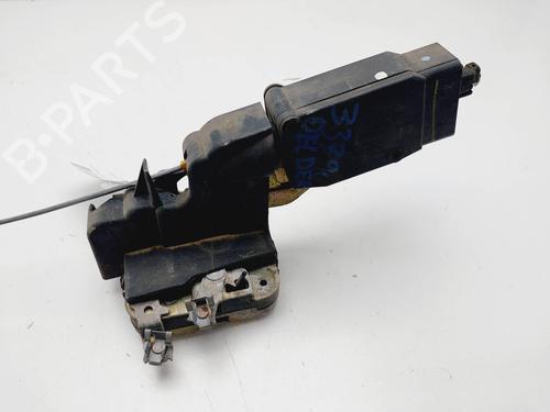Used Front right lock VOLVO S40 I (644) 1.9 TD (90 hp) 18862501
