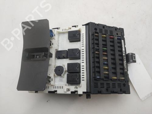 Used Fuse box Fuse box RENAULT MEGANE I Classic (LA0/1_) 1.9 D (LA0A, LA0U, LA0R) (64 hp) 36677569 36677569