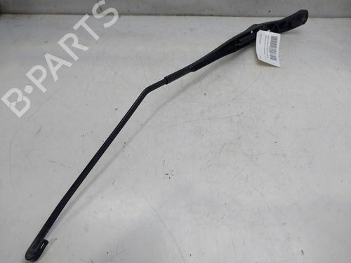Used Front windshield wiper arm HONDA CIVIC IX (FK) 2.2 i-DTEC (FK3) (150 hp) 16976148