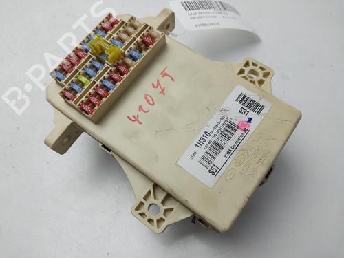 Used Fuse box Fuse box 37691398 37691398