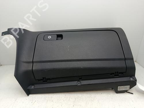 Used Glove box VW SCIROCCO III (137, 138) 2.0 TDI (170 hp) 29430584