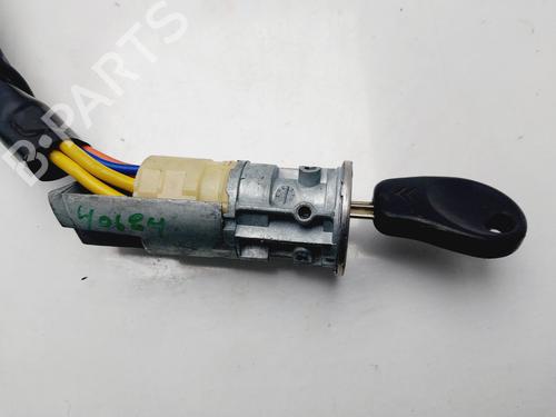 Used Ignition barrel CITROËN XSARA (N1) 1.9 TD (90 hp) 31695769
